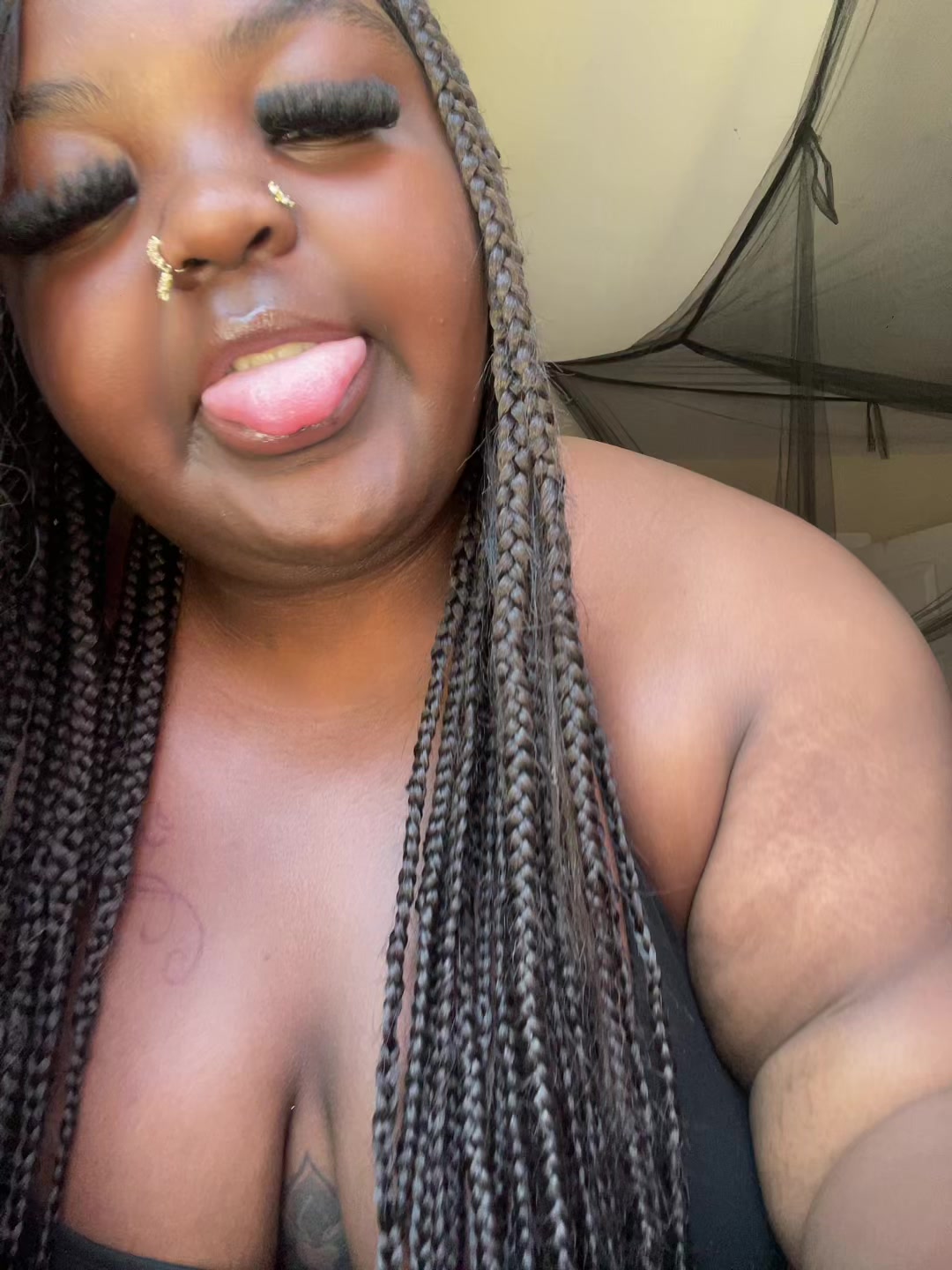 @🤨