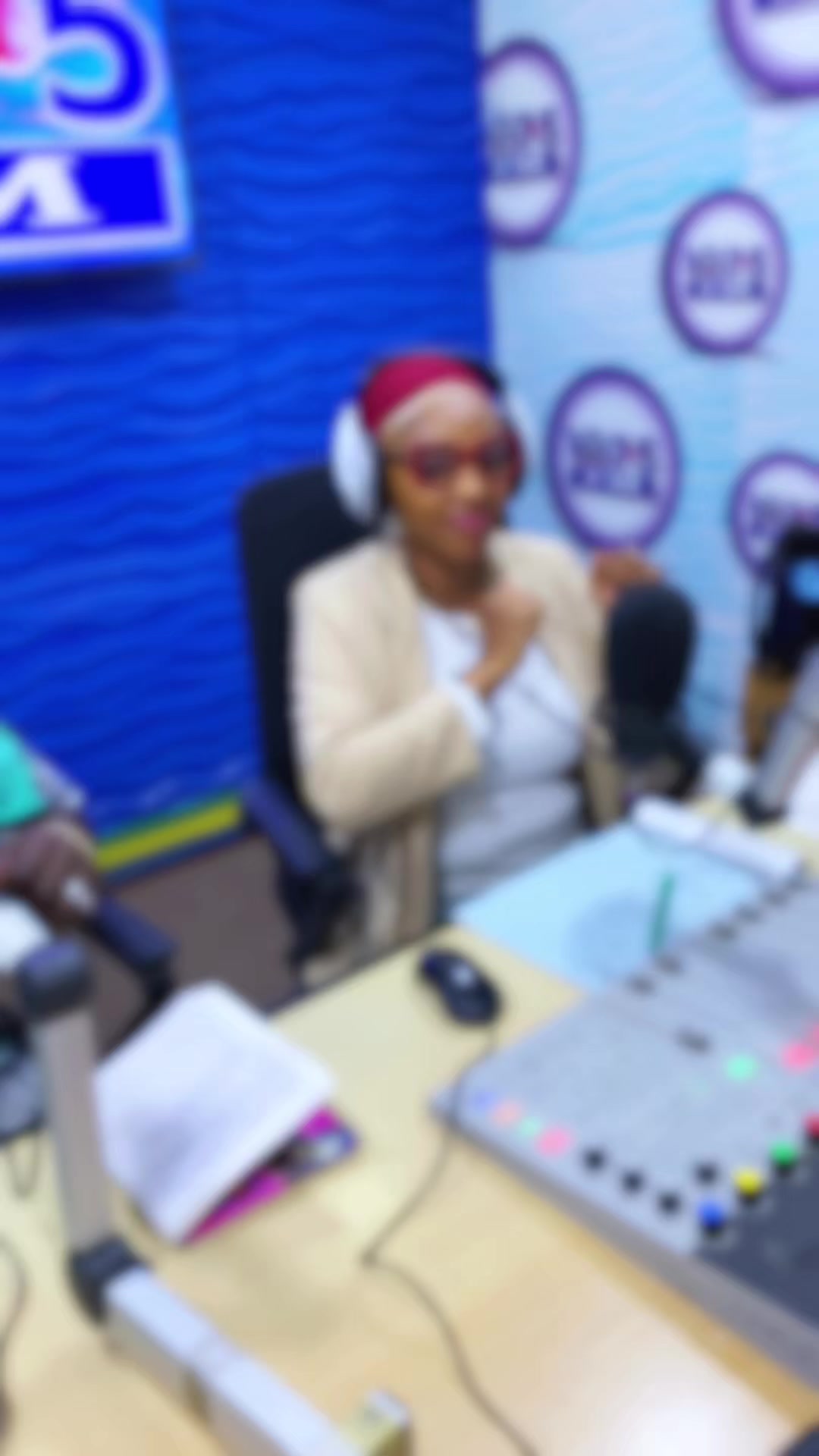 @Radiolagos1075