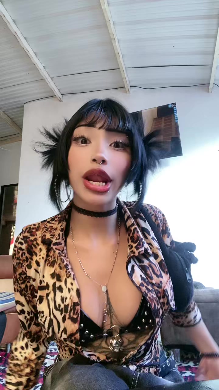 @May🕷️🖤