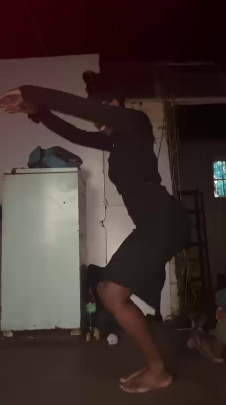 @Nonhlanhla_A_Mjovo