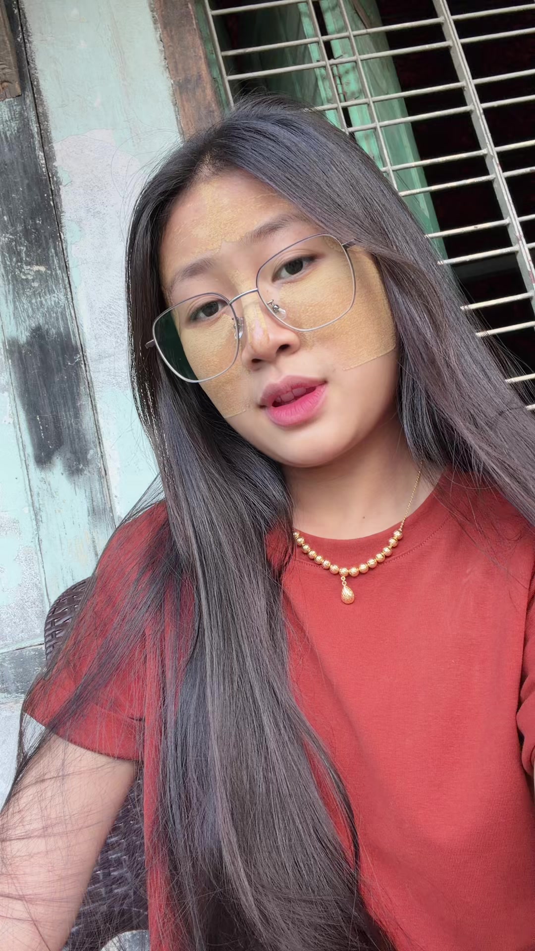 @Zue Zue San. Official