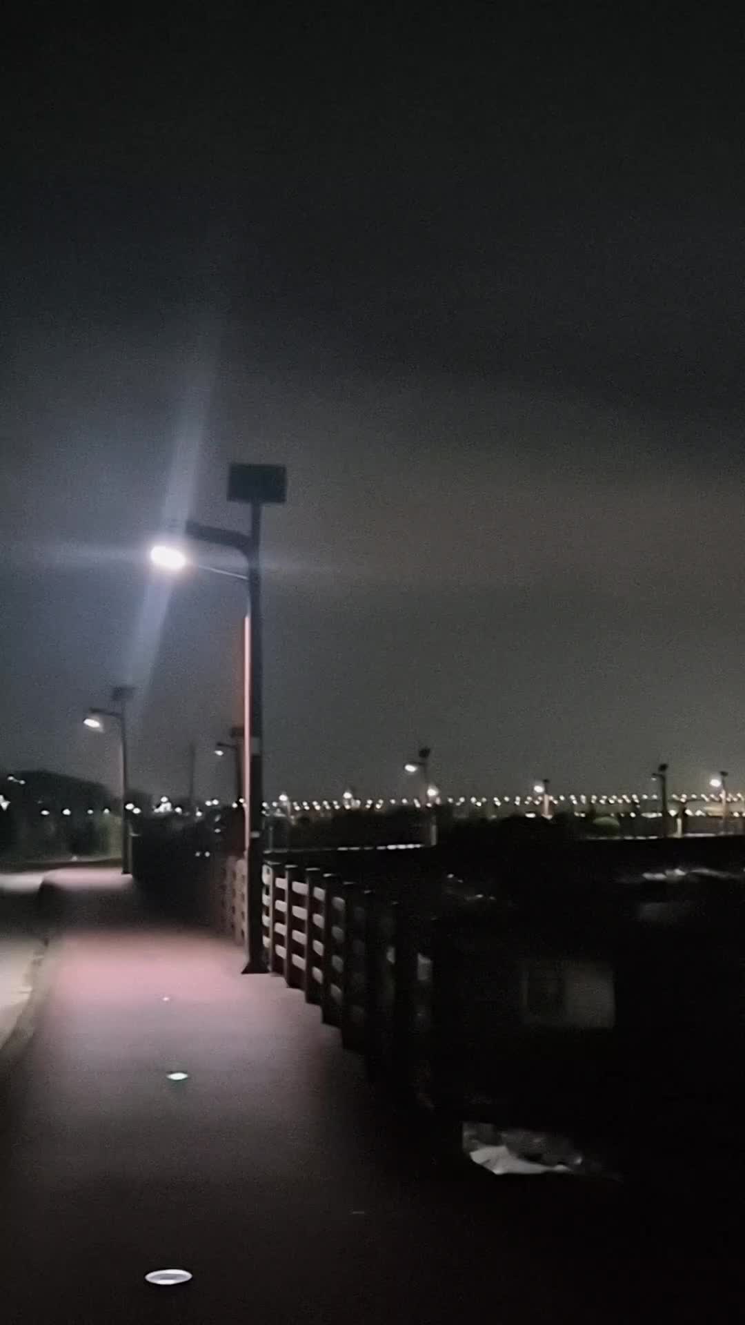 @익스모빌/김동석