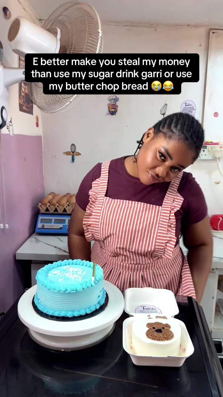 @Tohruks cakes of Ibadan
