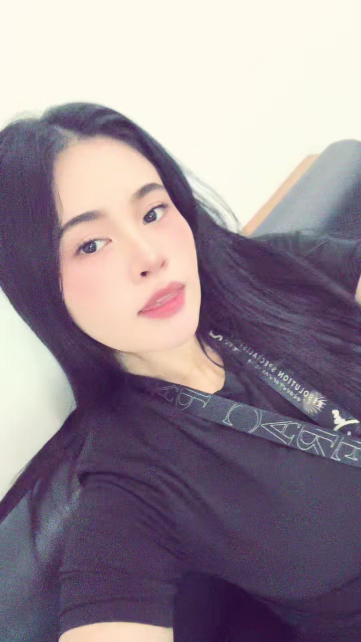 @rhinasaurus