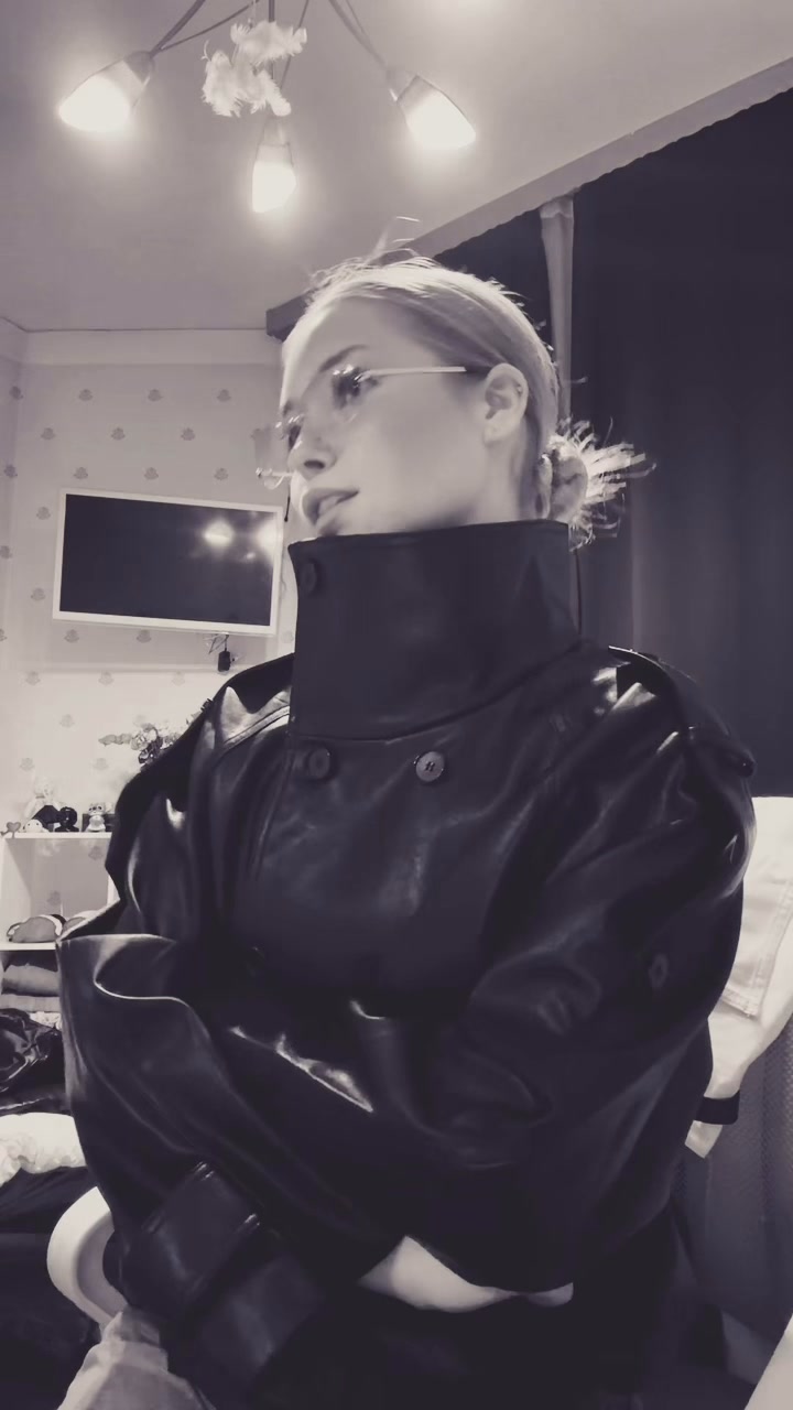 @Кузя 🖤