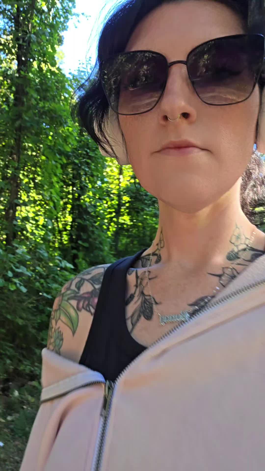 @KnifeBunny🔪🐇