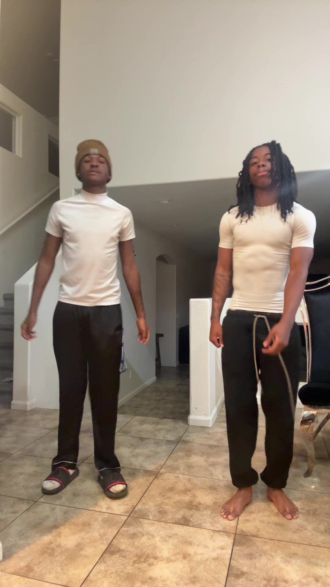 @ᶻ⁴