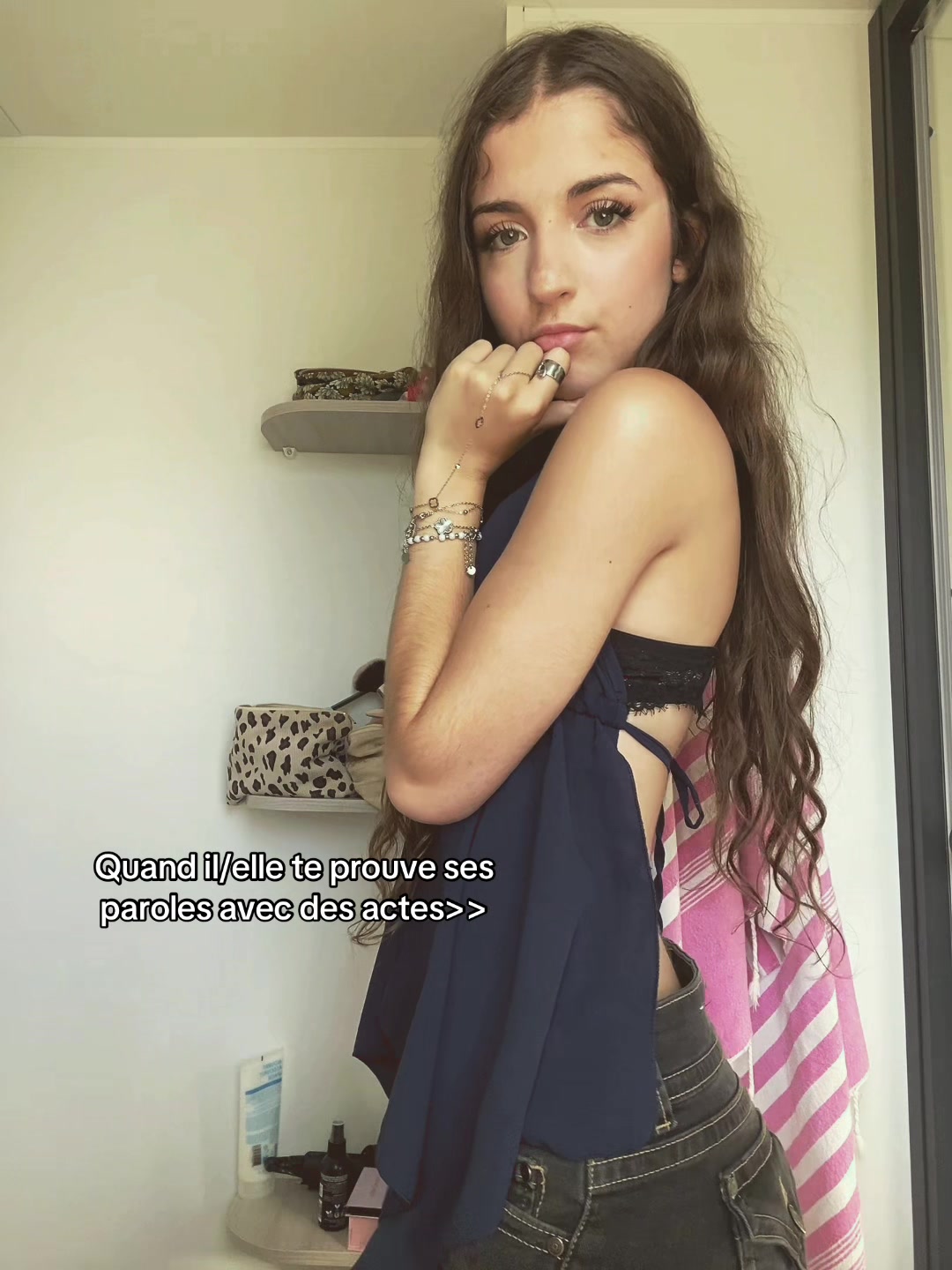 @Romy_{69}_
