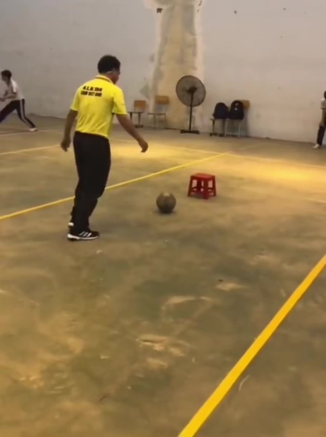 @Thầy T&acirc;n Sports