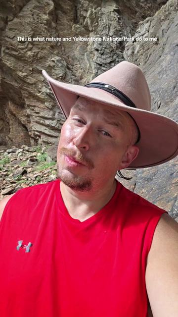 @Brett | Hiking & Adventure