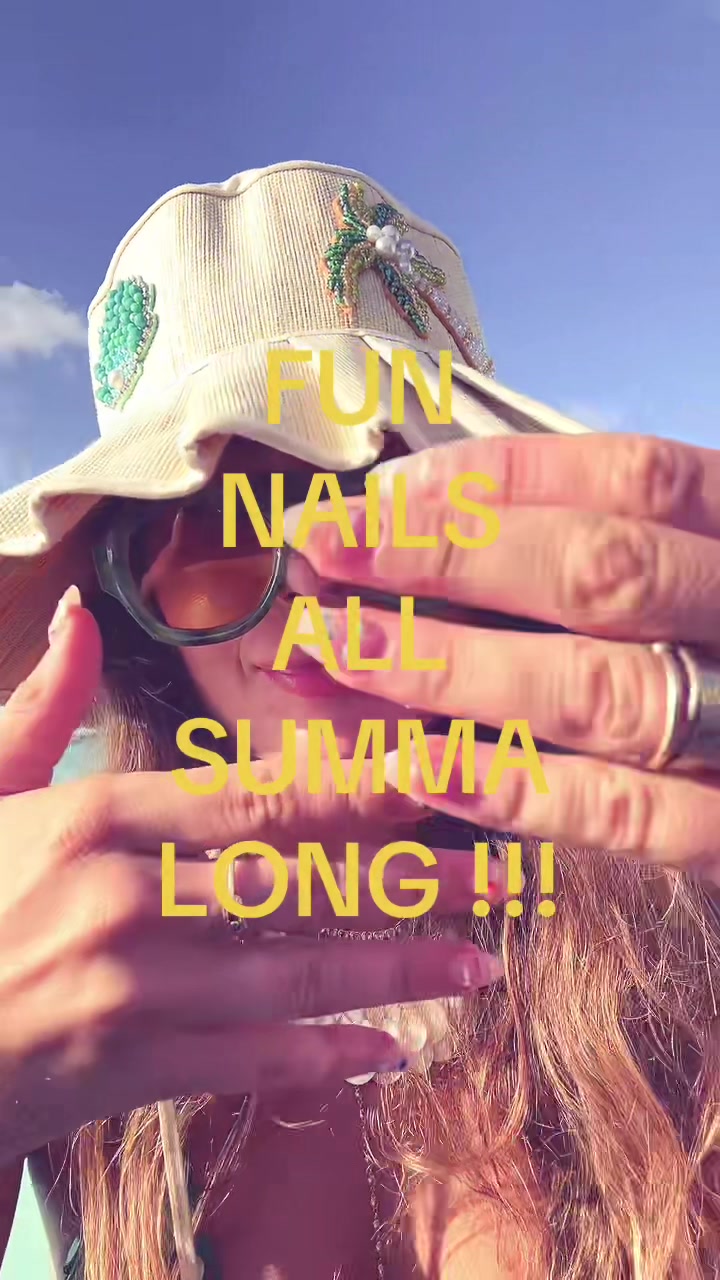 @chloesena