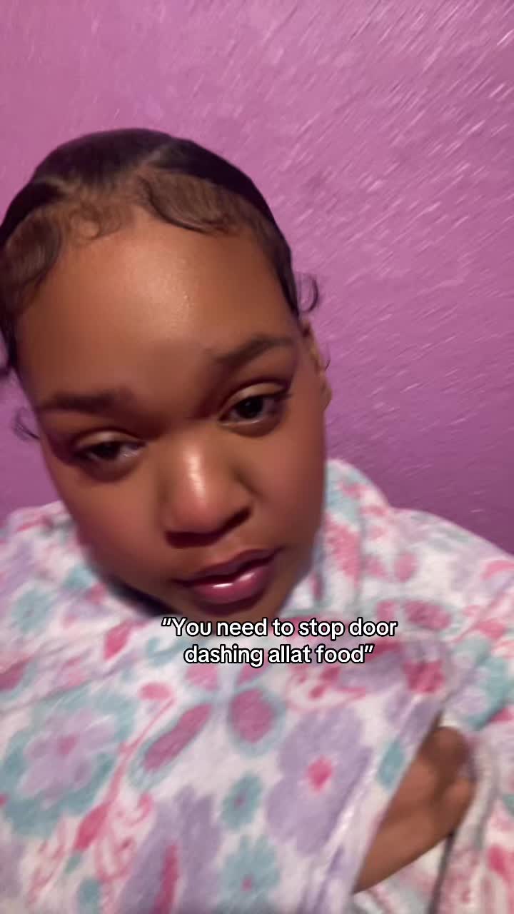 @shesosociallyawkward
