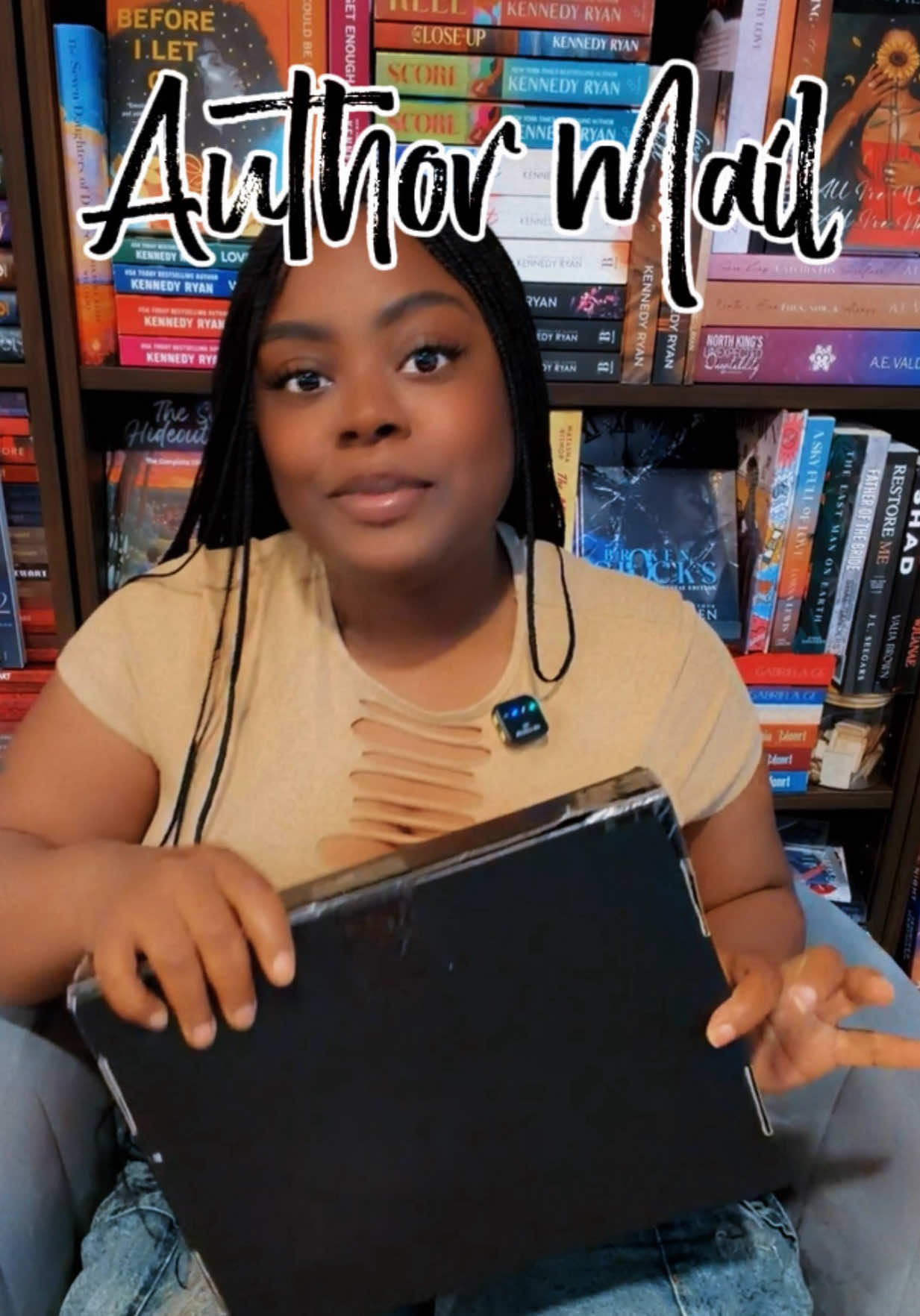 @Tiara Lashae 📚💙