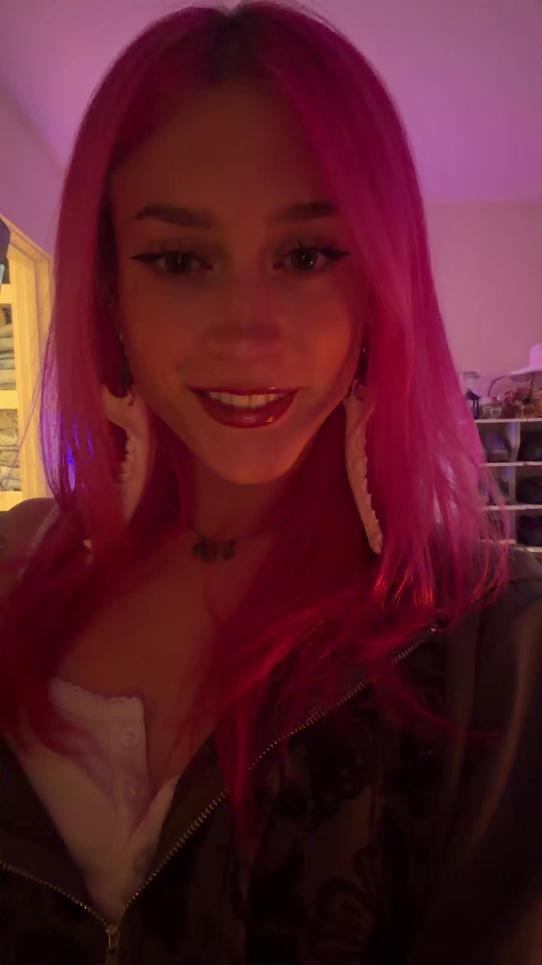 @GG