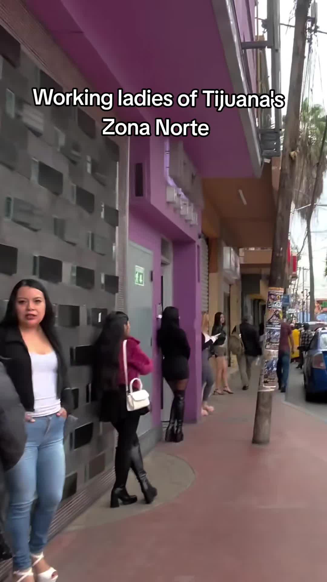 @💩 & 😆