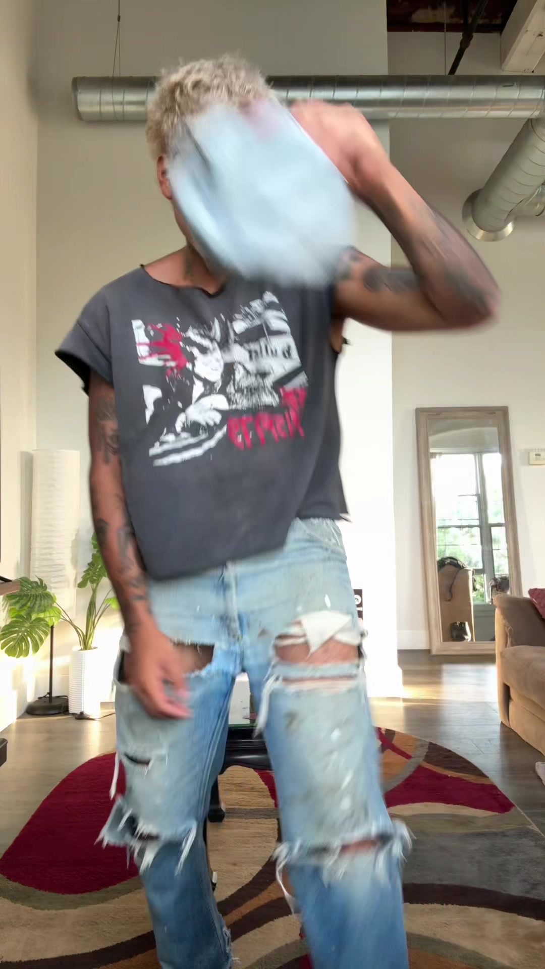 @Lu