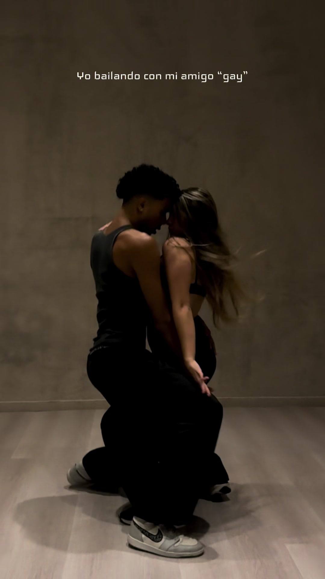 @Nickiirojo