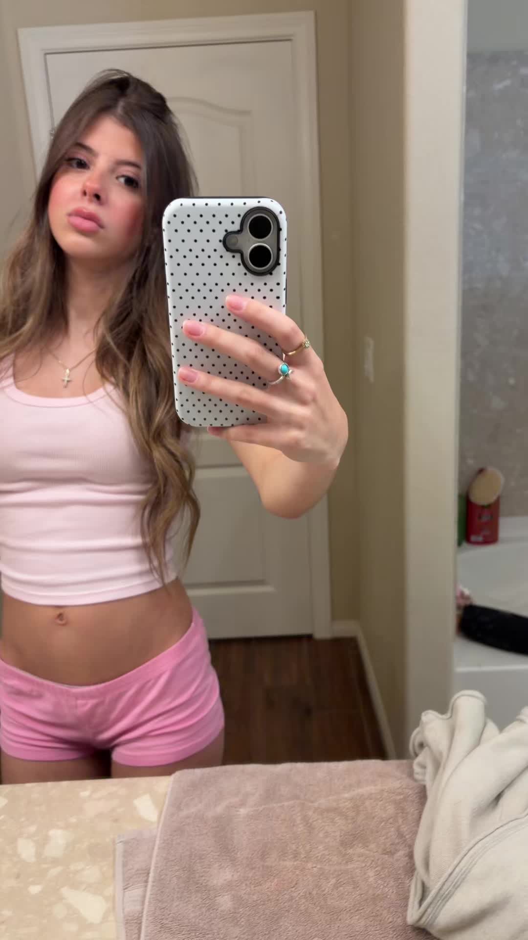 @whothefreakismariaclara