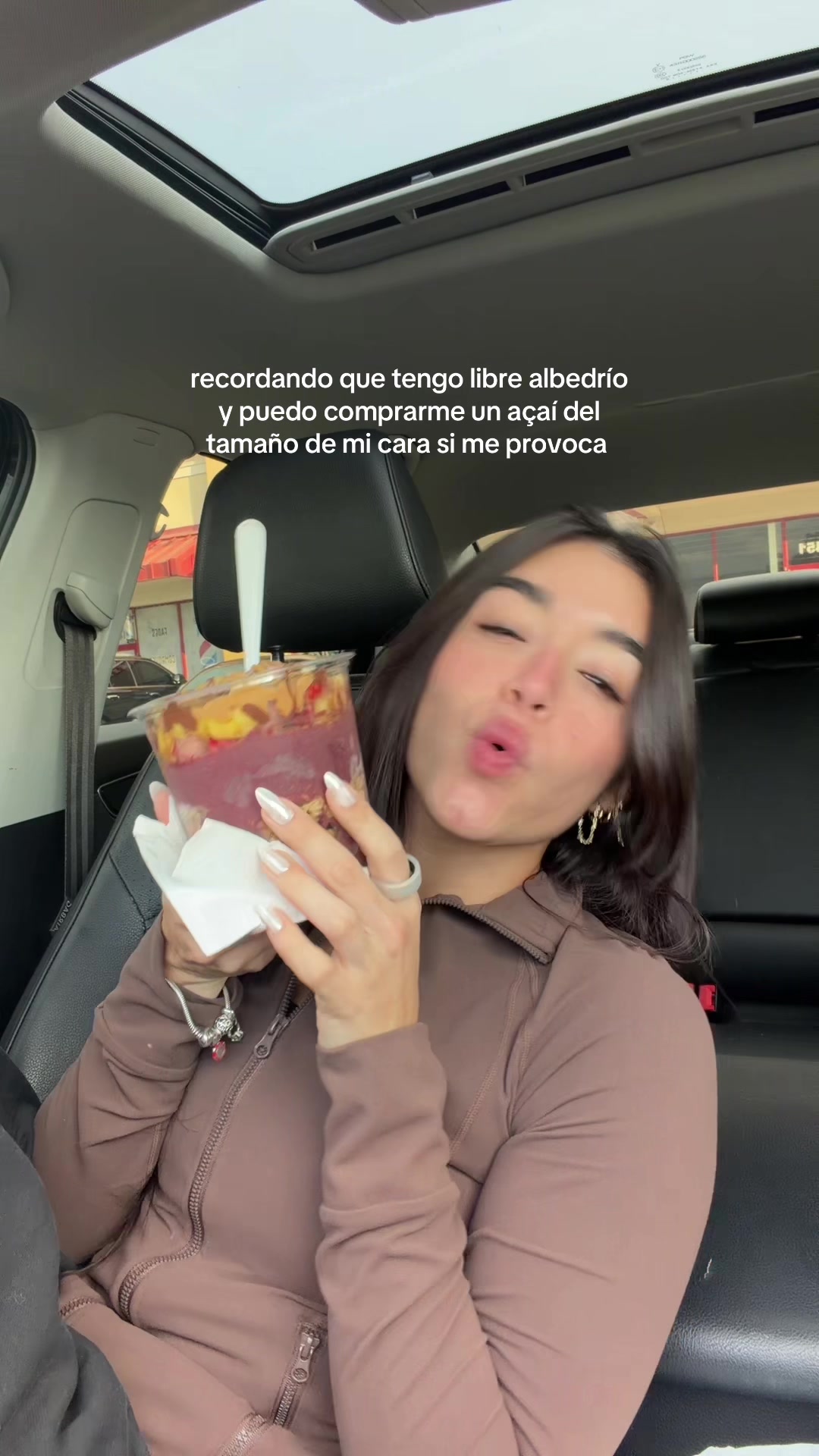 @Valeria