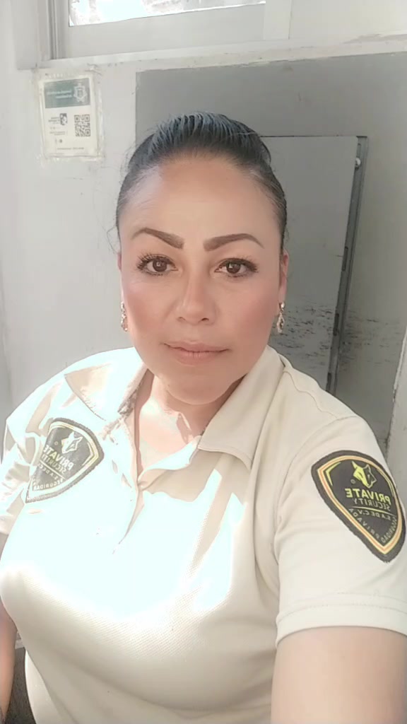 @Claudia Perez