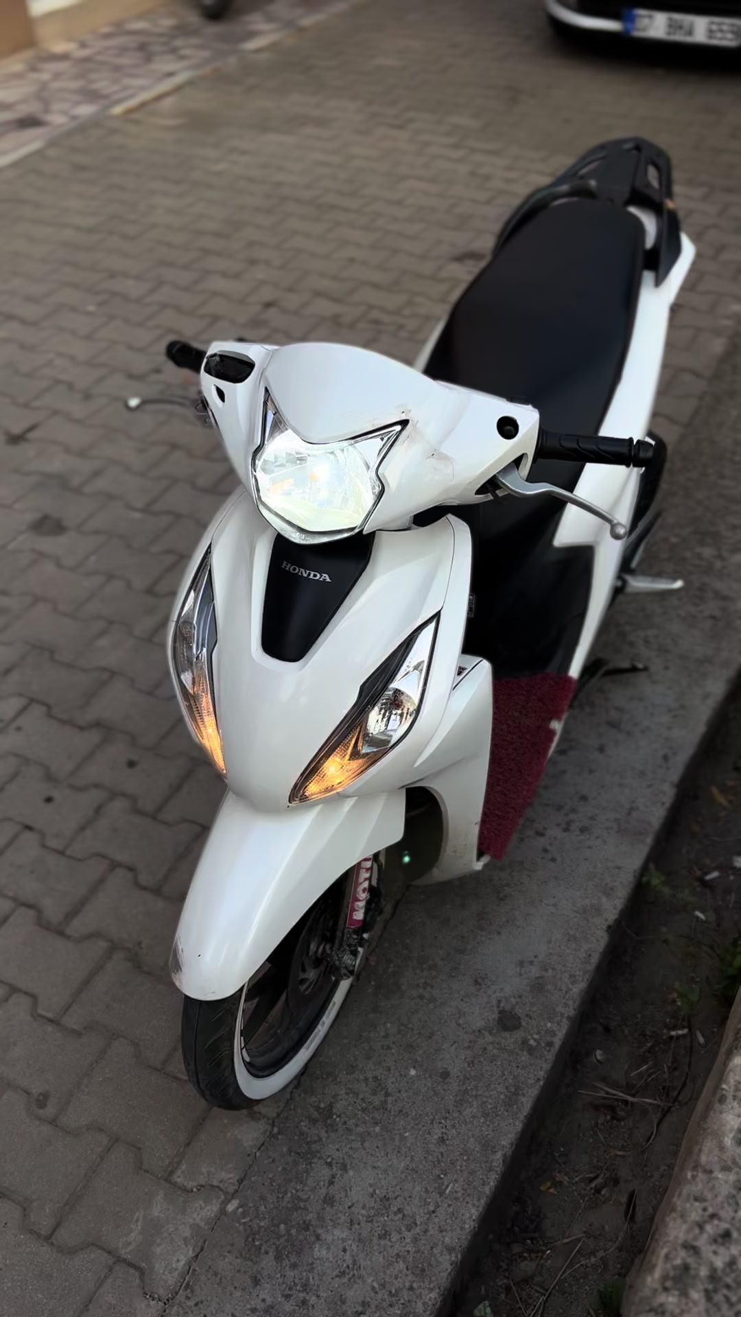 @𝐌/𝐄