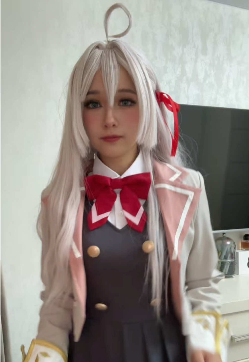 @fripka.cos