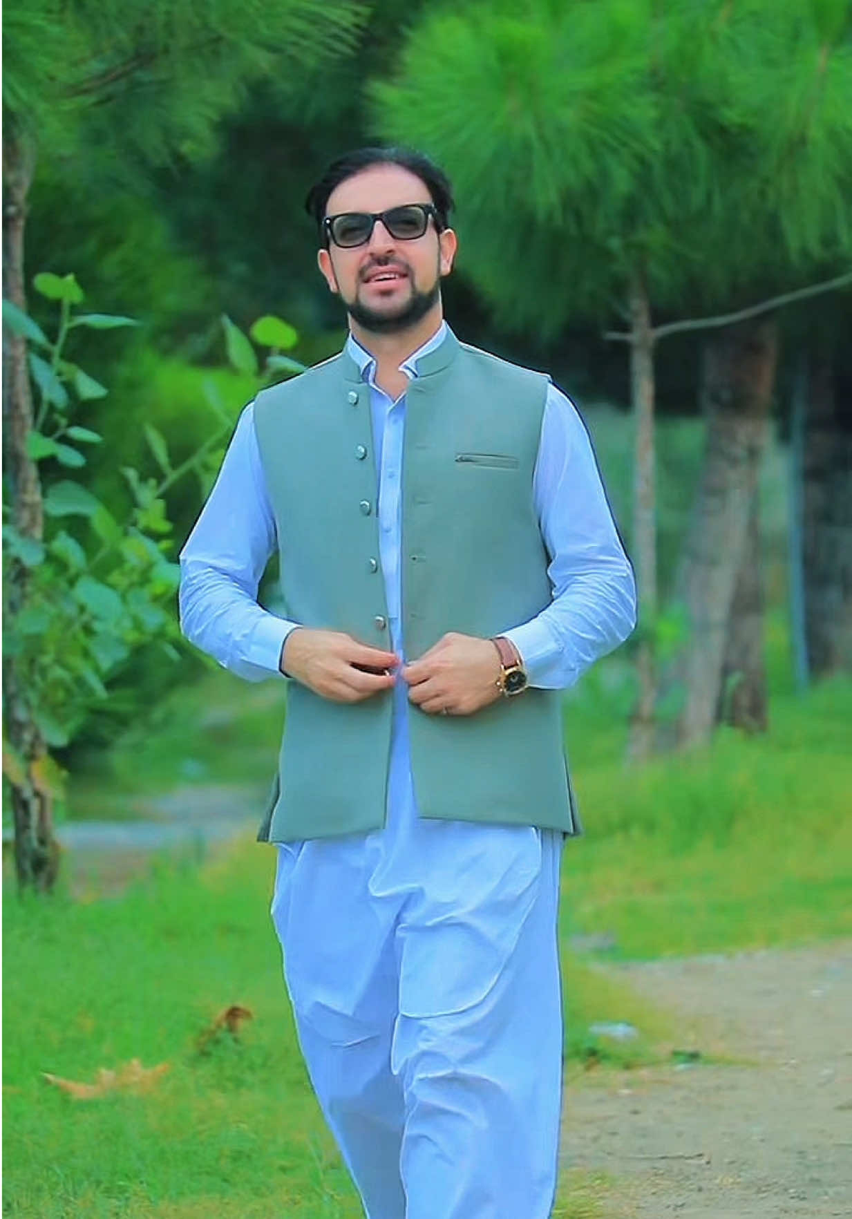 @Kami Clicks