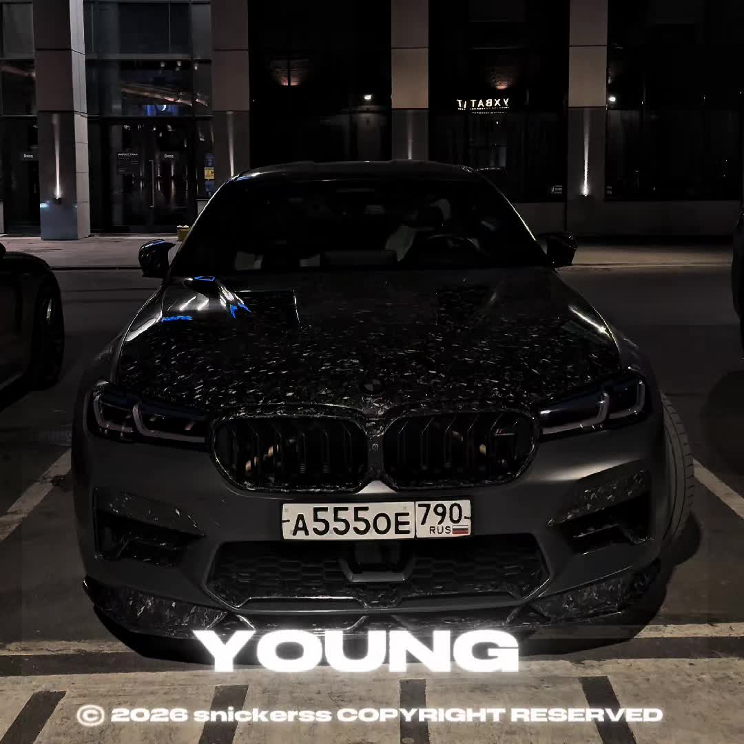 @𝐭𝐭.𝐬𝐧𝐢𝐜𝐤𝐞𝐫𝐬 🖤