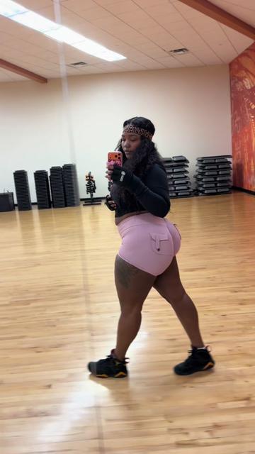 @Juicyyboo