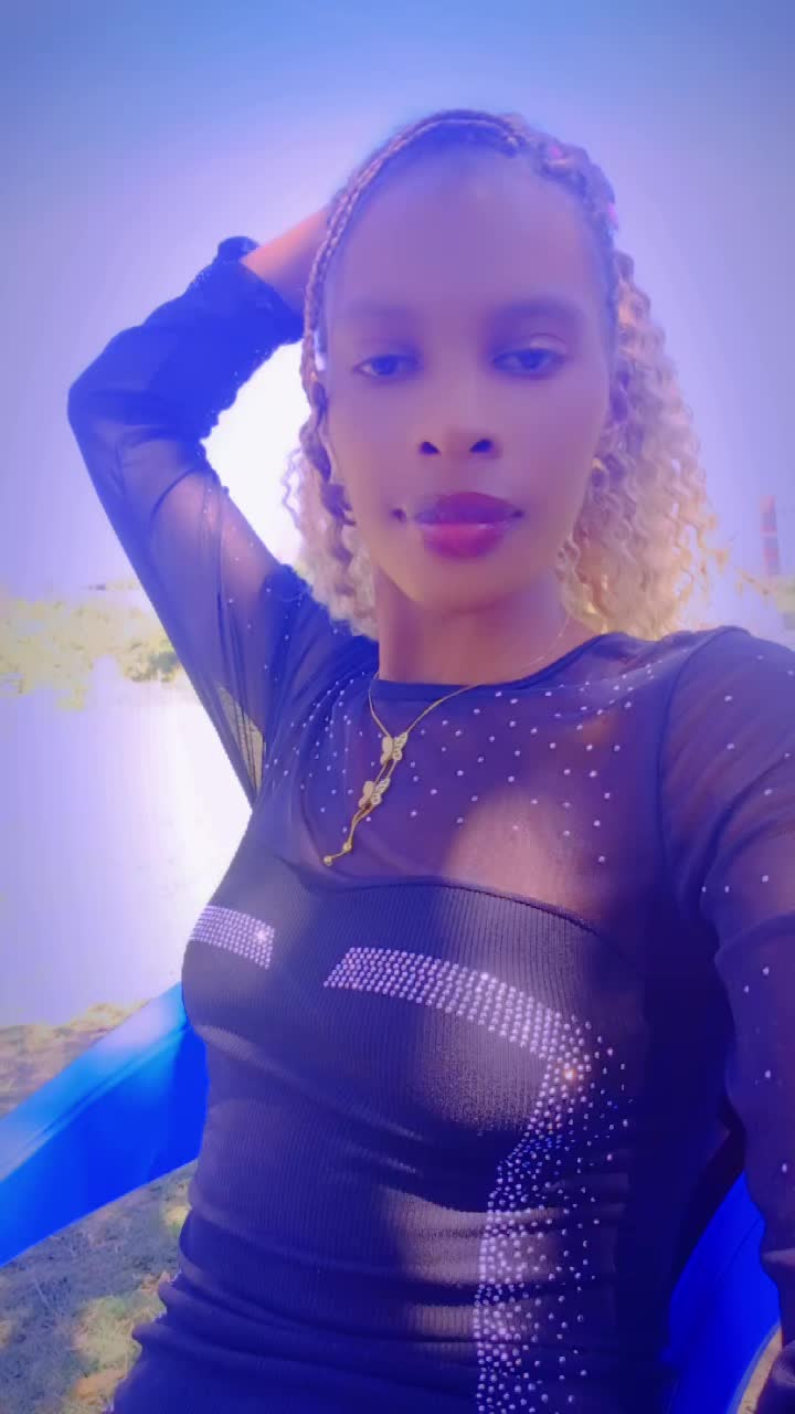 @️Kiki💫