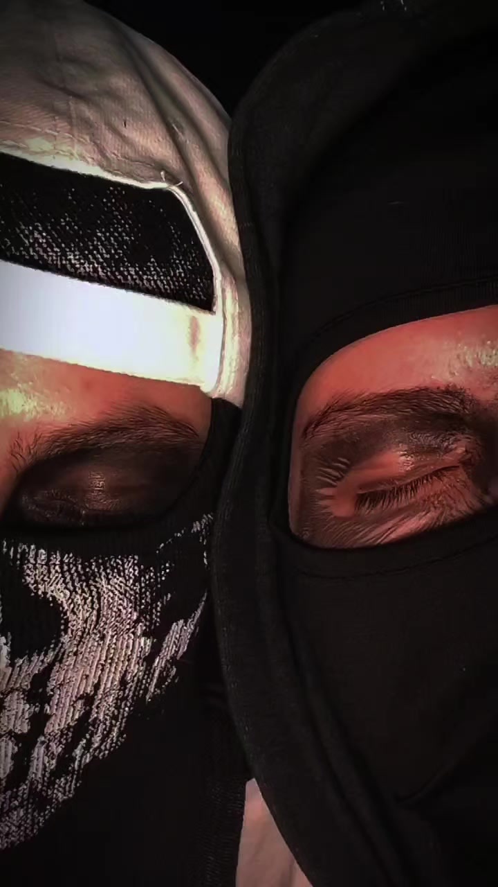 @𝖘𝖍𝖆𝖉𝖔𝖜