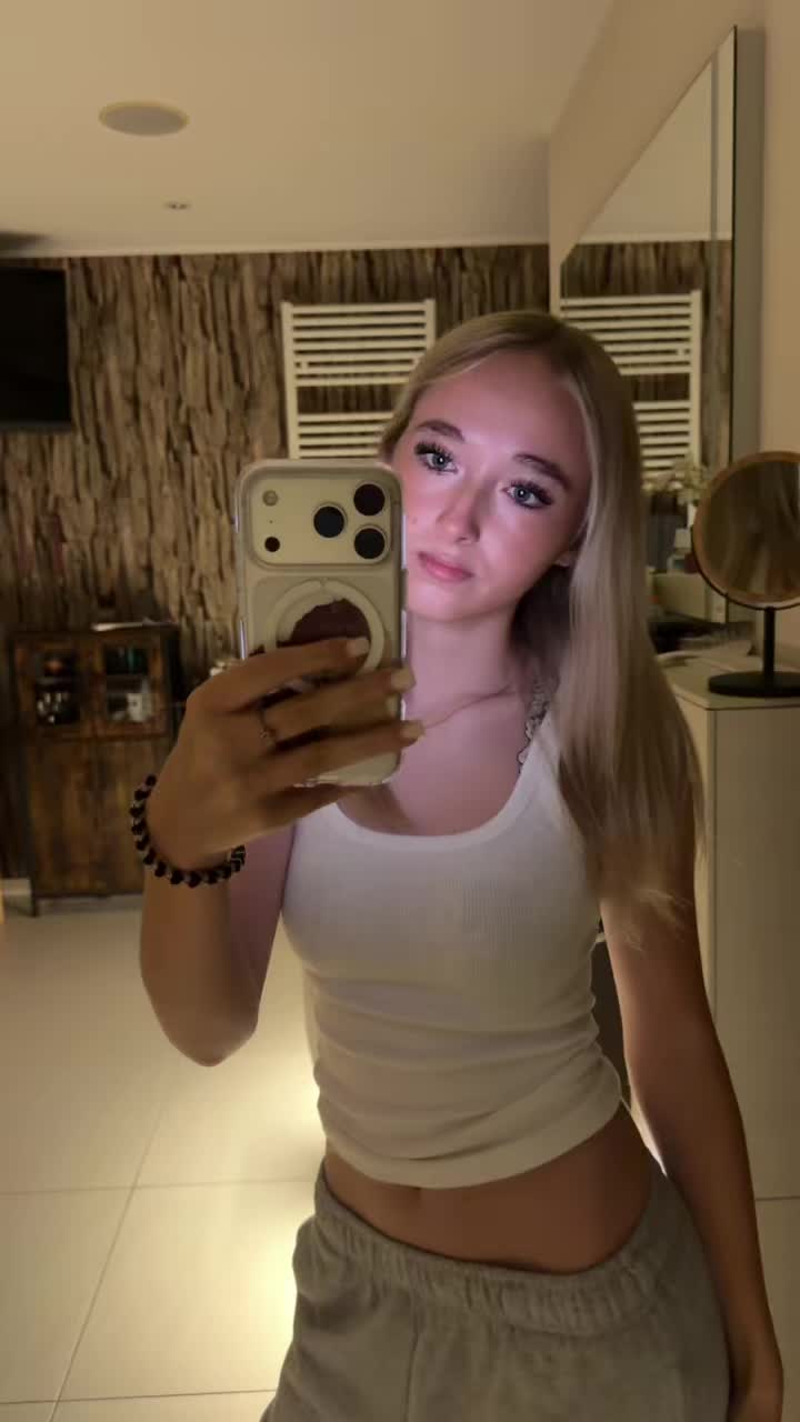 @lena