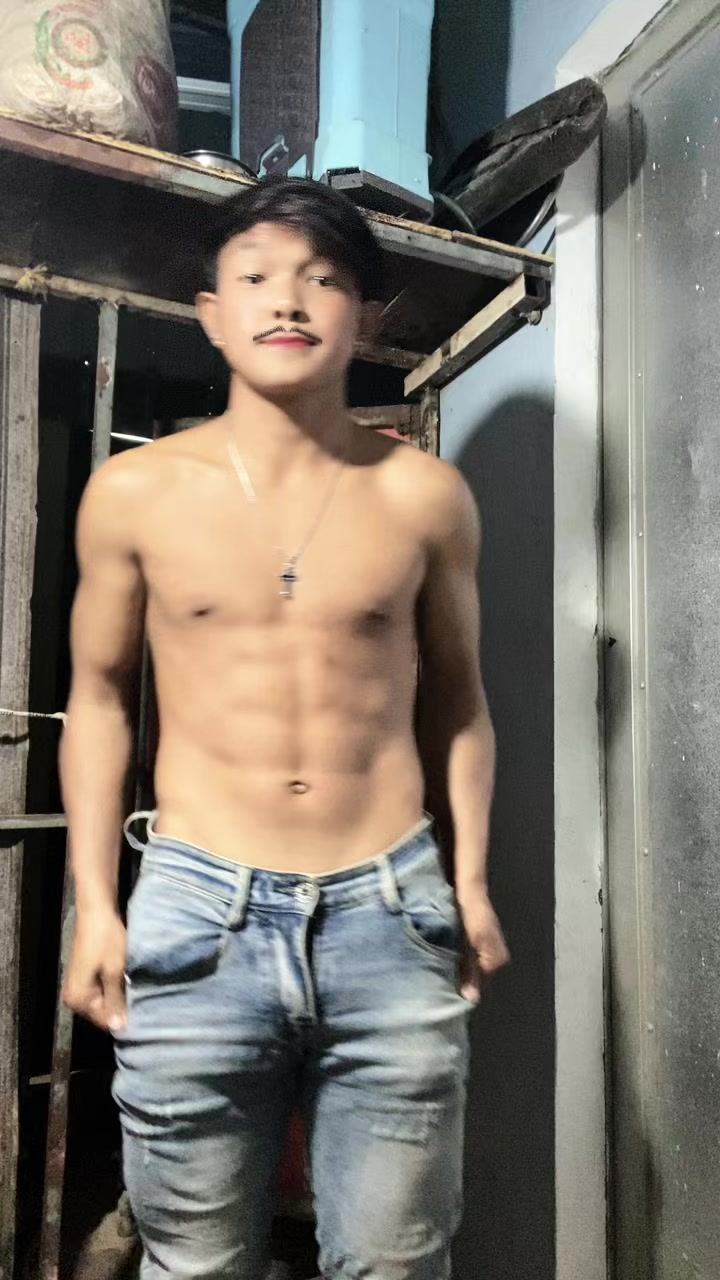 @បូរ ទំនើង