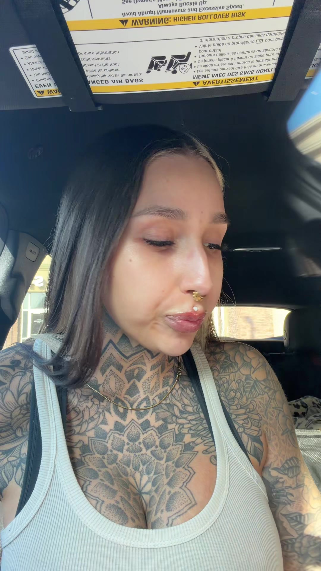 @Split_tongue_bri