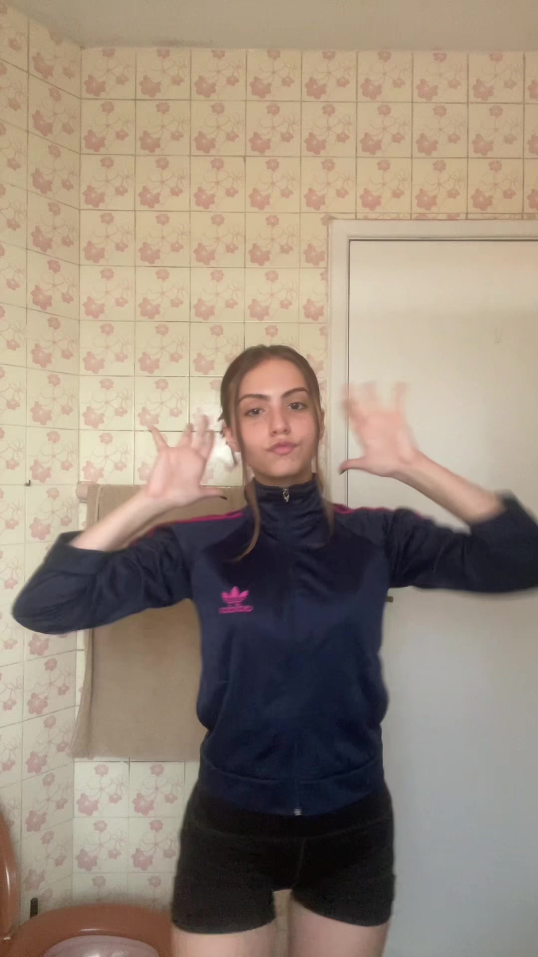 @samaragroeschel