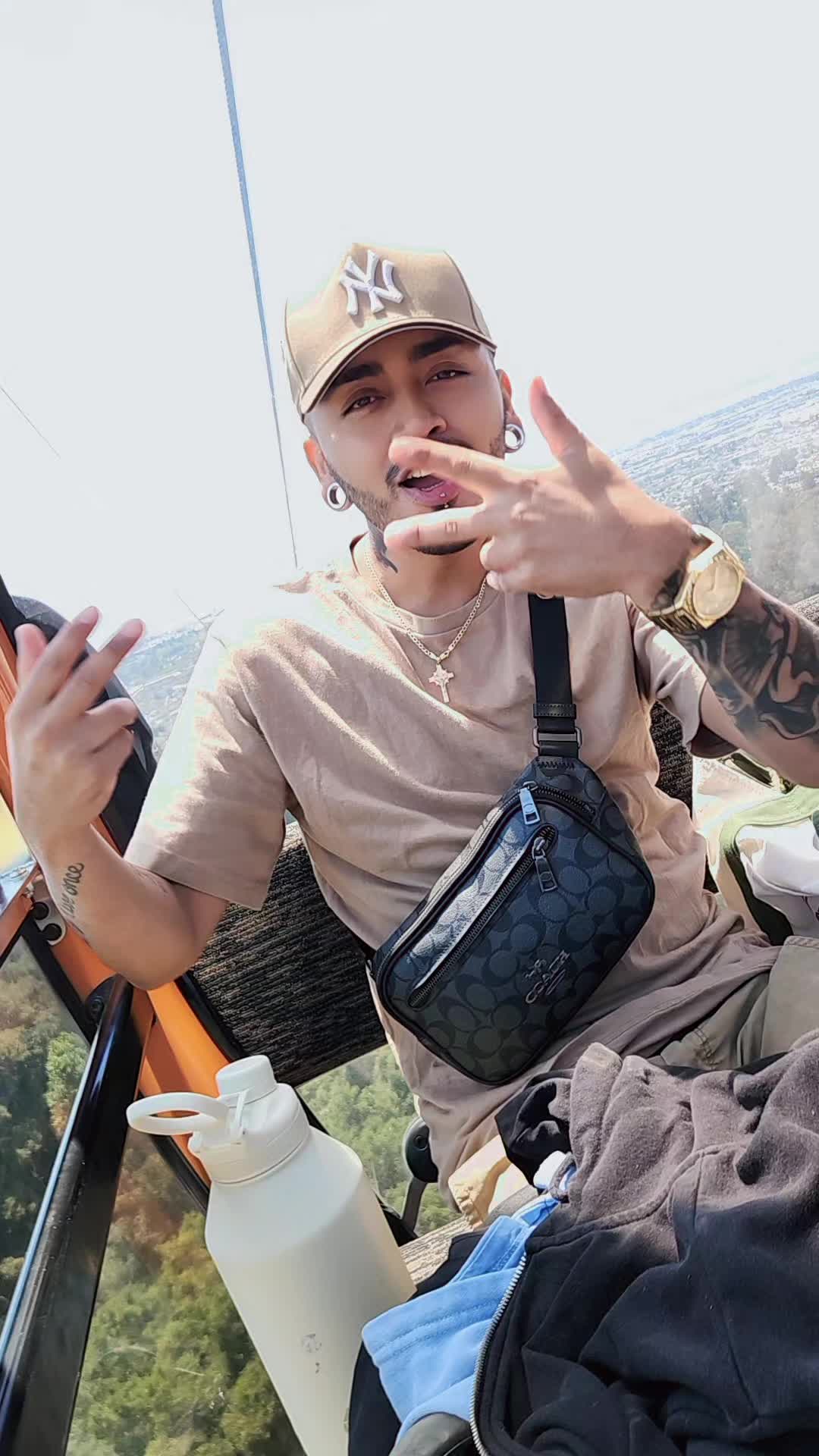 @🖤🤍Carlithos🤍🖤