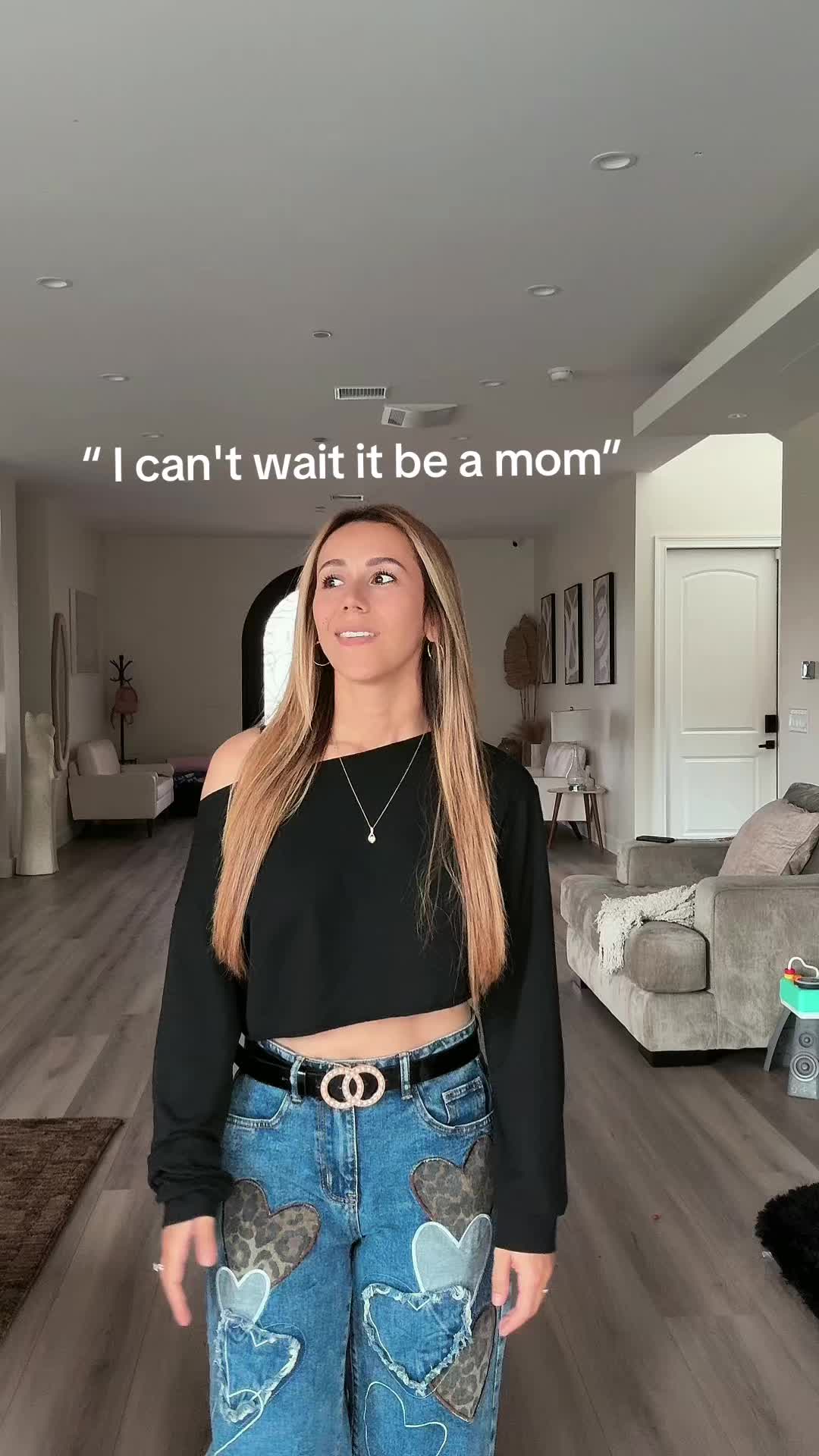 @Esthalla
