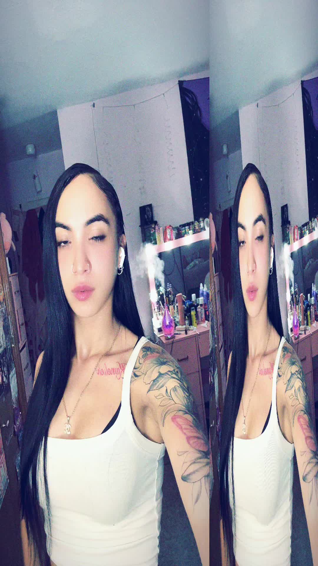 @TherealPretty.Lizzie