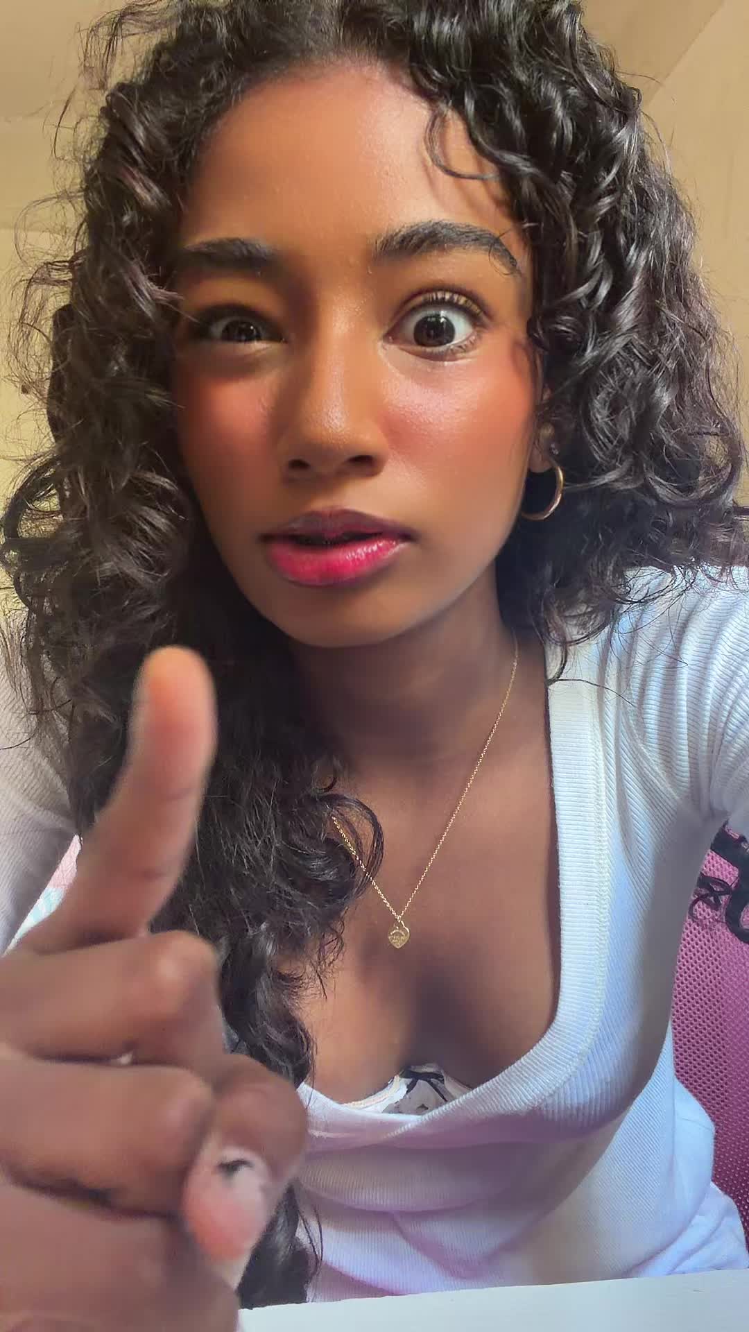 @eli 𝜗ৎ