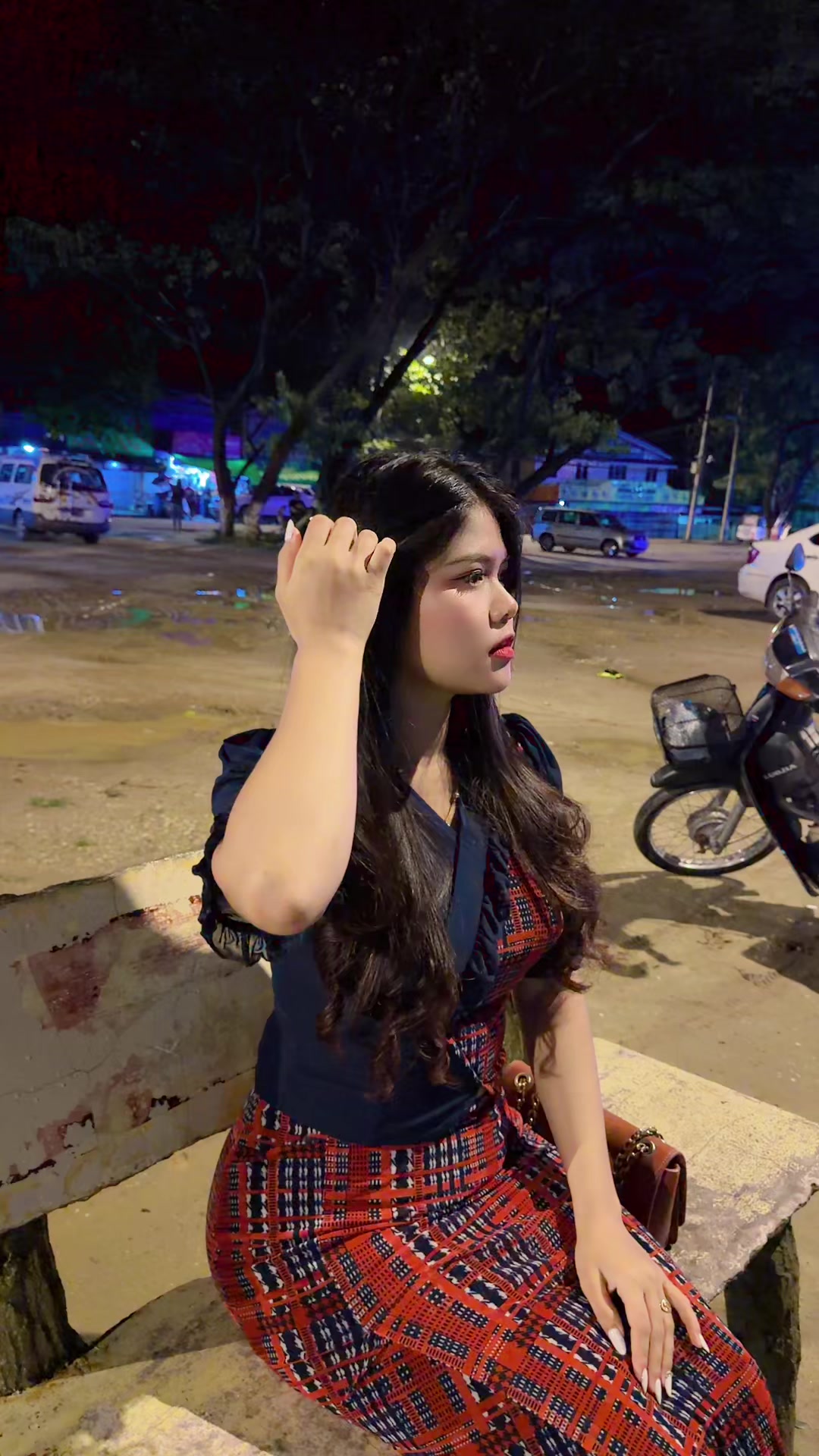 @Htet Myat Moe