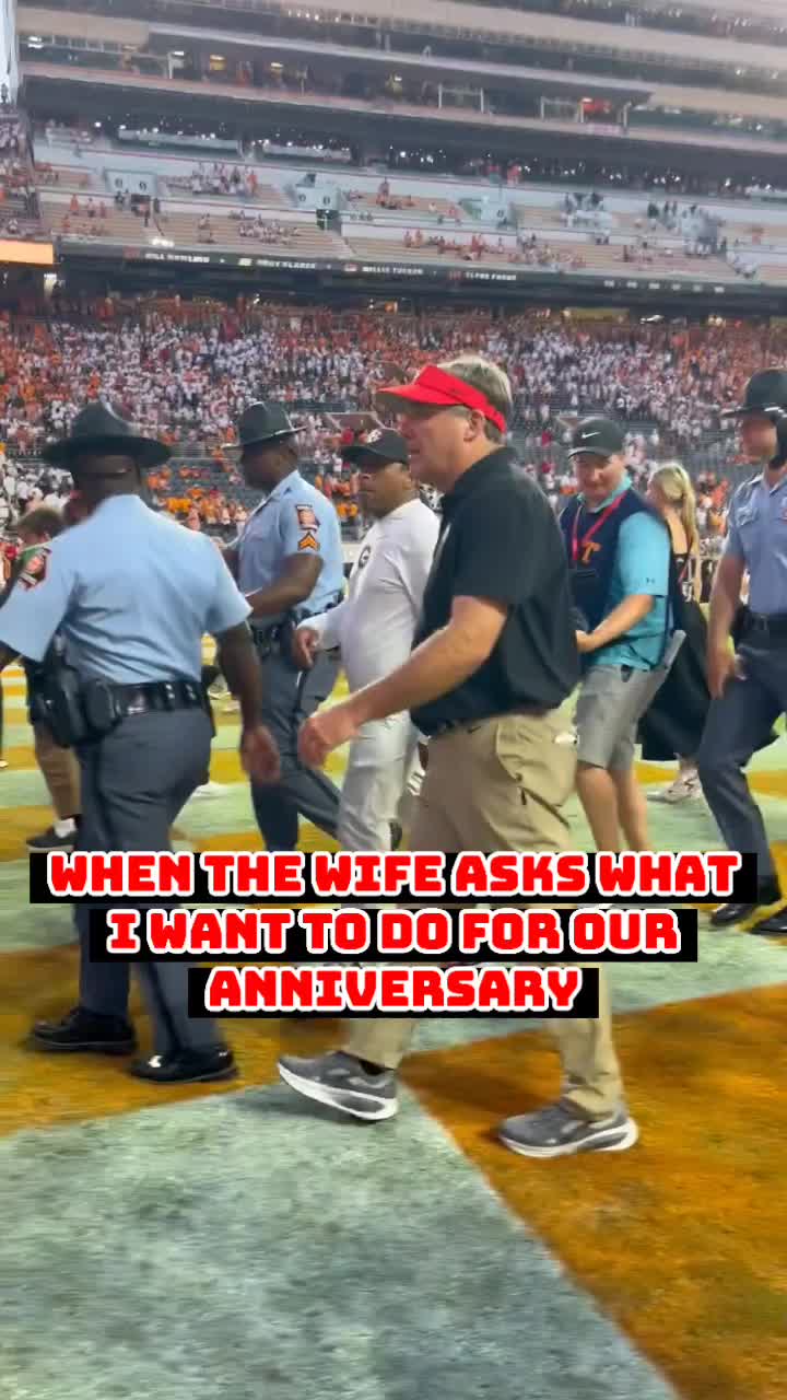 @Dawg Sports Memes
