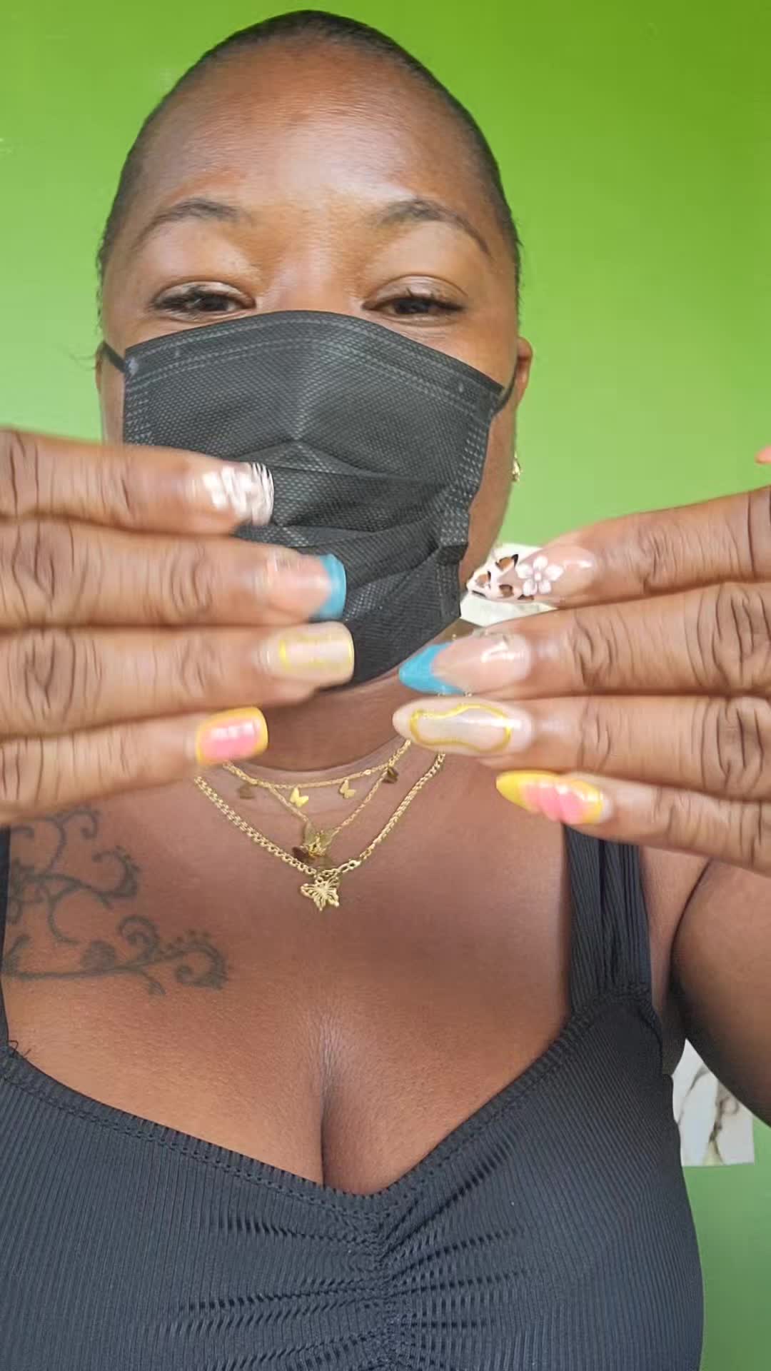 @6uniquely_perfect
