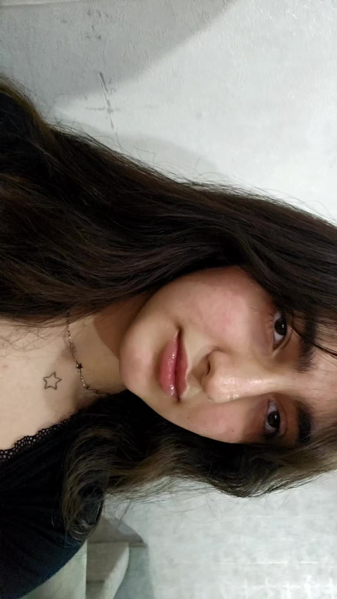 @𝒫𝒶𝓇𝓇𝑒𝓁𝓁𝒶🪽
