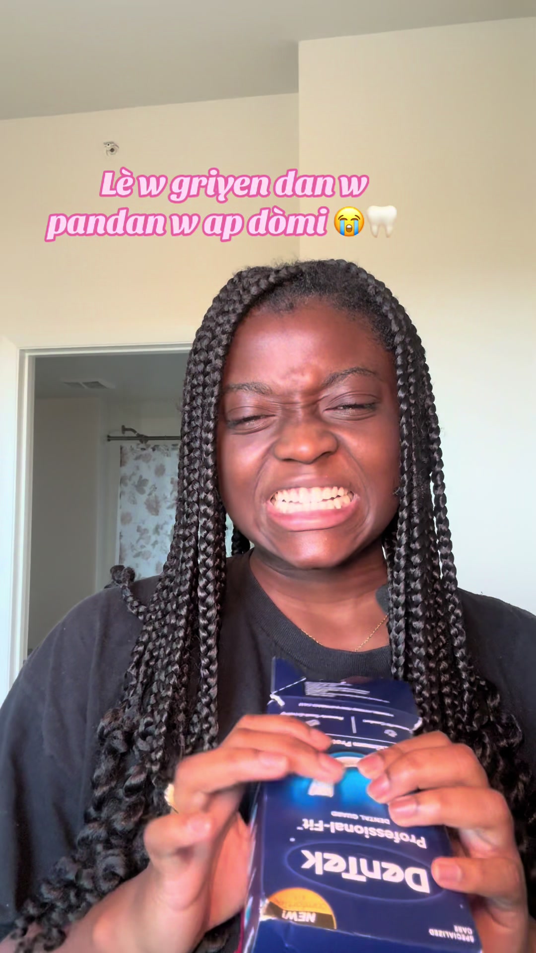 @H0lliw00de
