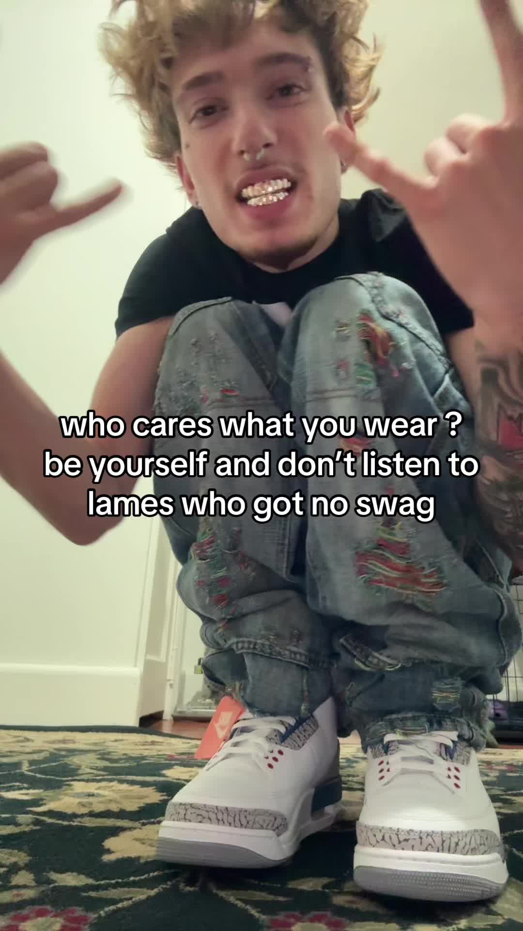 @Hinoté