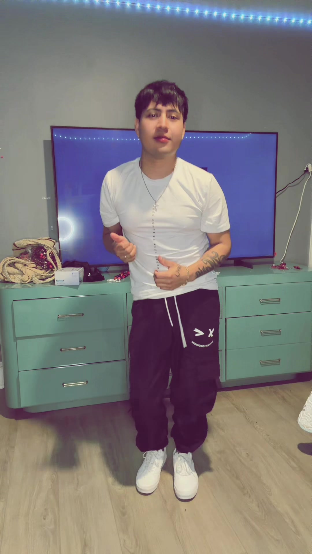 @JONHY_LOPEZ🍊🦂