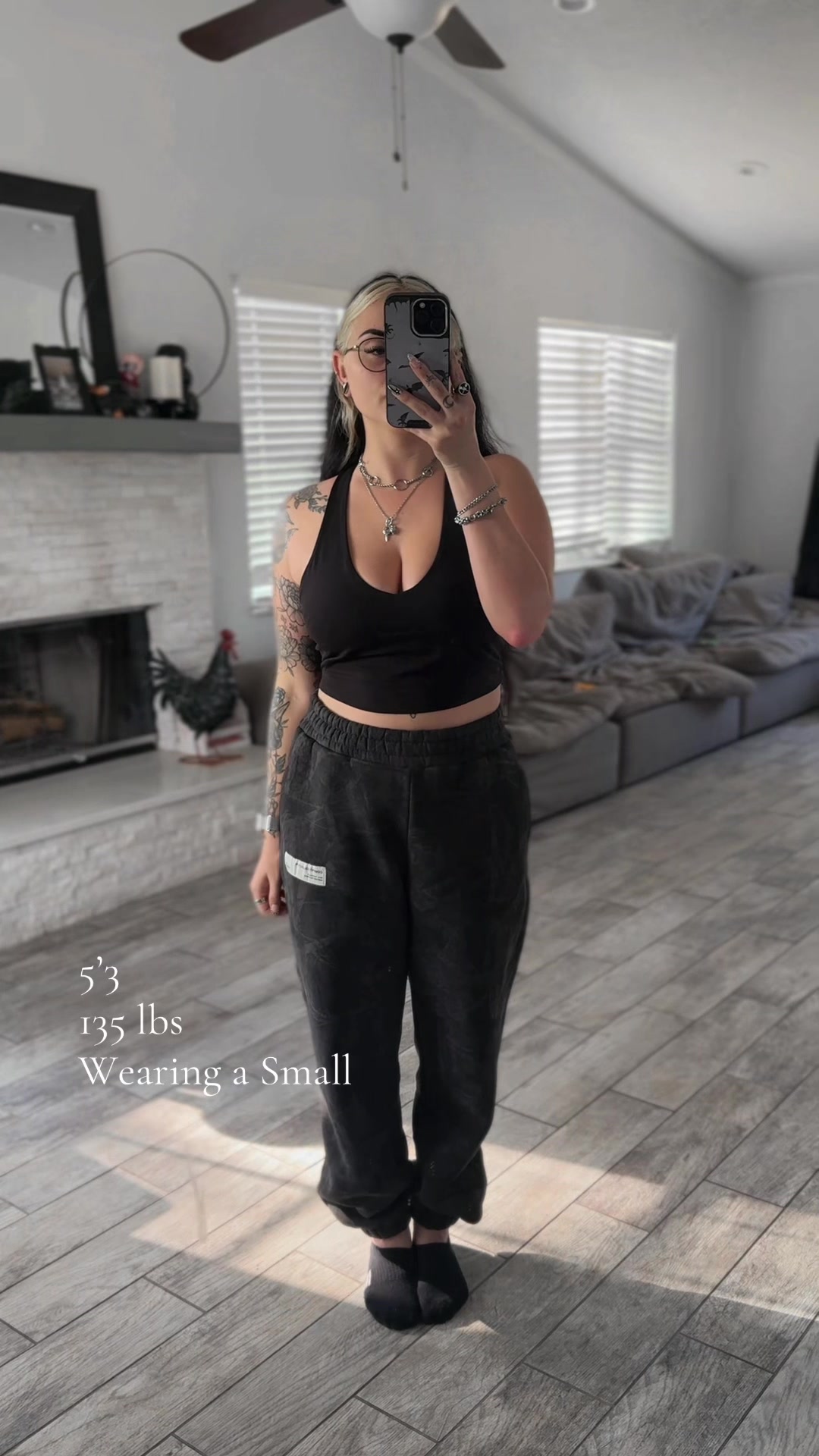 @Tara | Alt Fashion Inspo 🖤⛓️