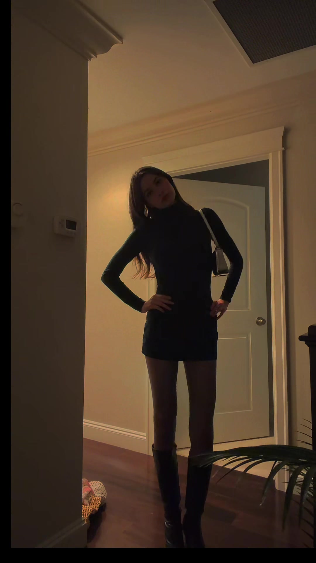 @Ella
