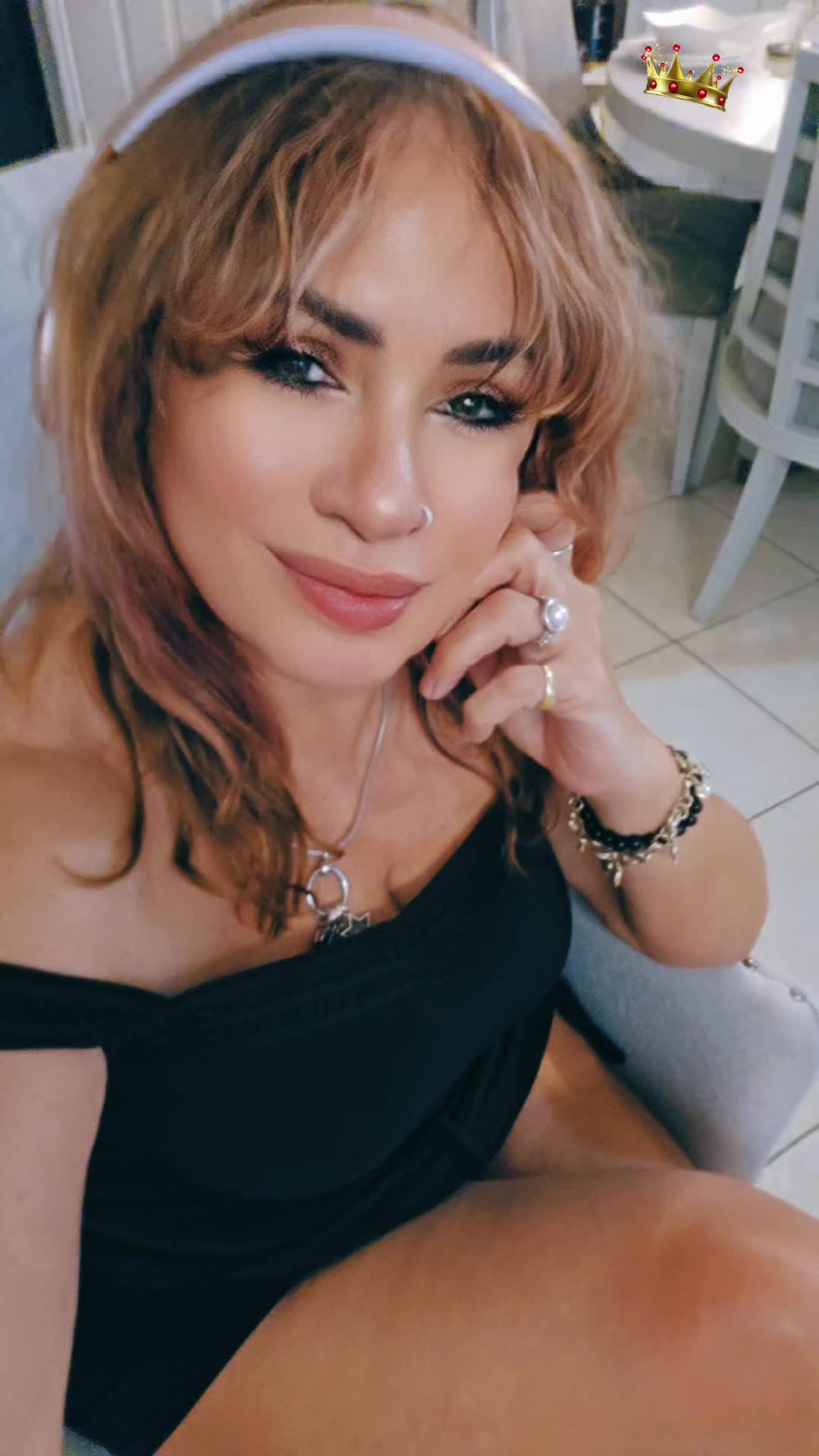 @Queen