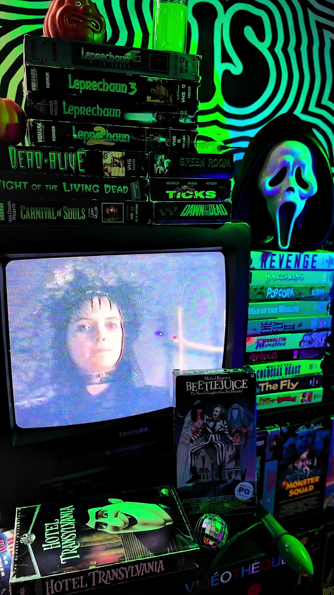 @sarah 📼